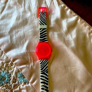 SWATCH zebra/hot pink needs battery